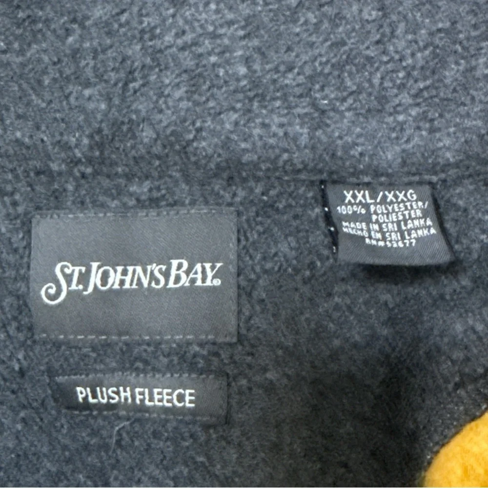 St. John's Bay Plush Fleece in Gray and Yellow